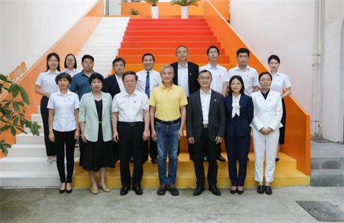 华谋咨询与耘梦集团联学联建优势项目开发正式签约合作
